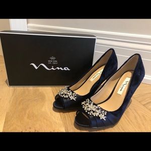 Brand new Nina blue velvet heels, size 7.5